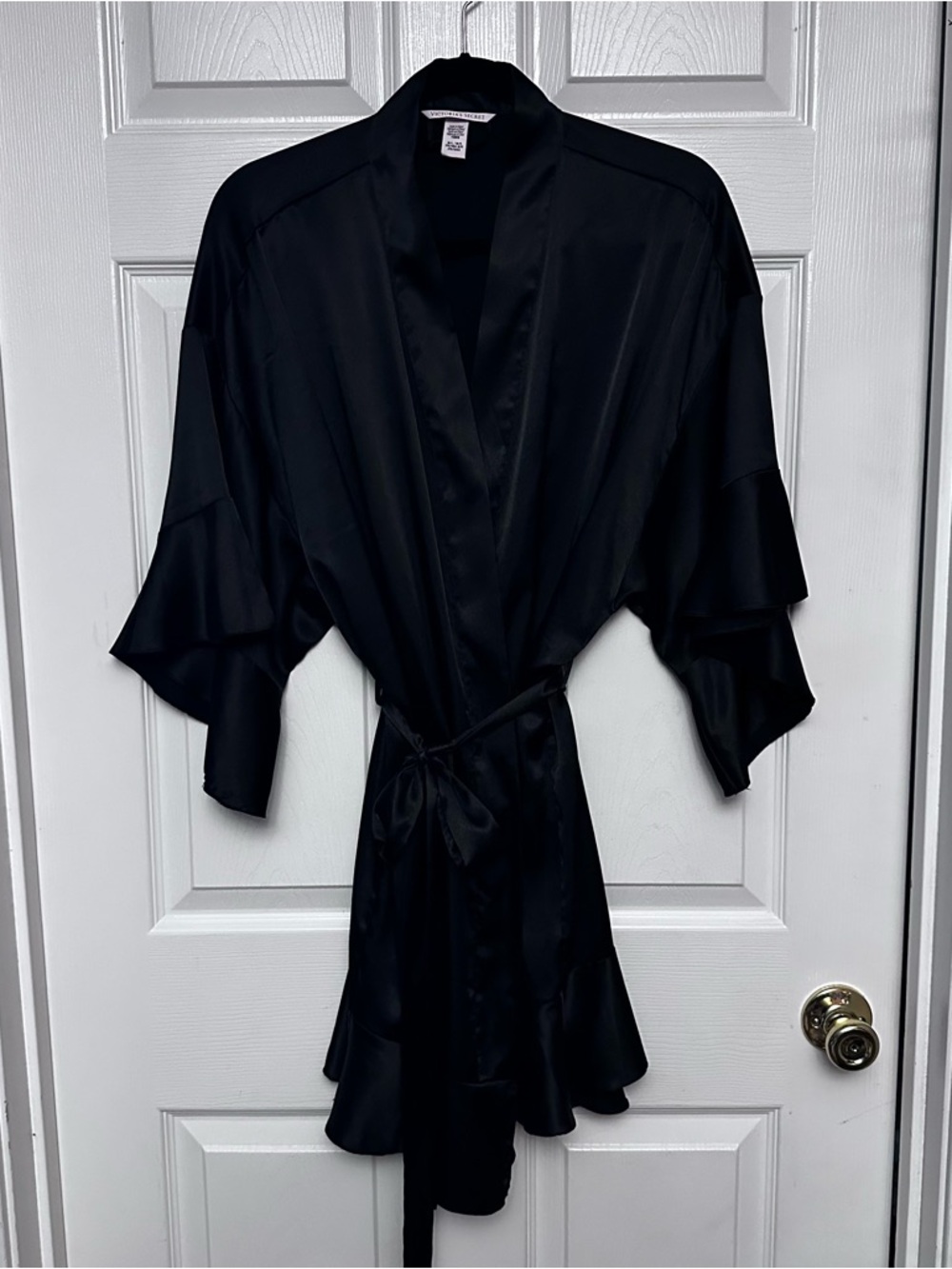 Victoria's Secret Satin Kimono Robe Women's Size M/L Black Tie Ruffle Trim Flowy
